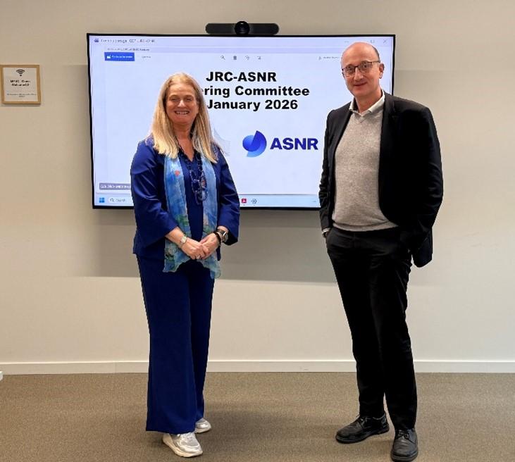 Vincent Lagneau, scientific director of ASNR (on the right), and Ulla Engelmann, European Commission Joint Research Centre, Director for Safety and Security  (on the left), chaired the meeting