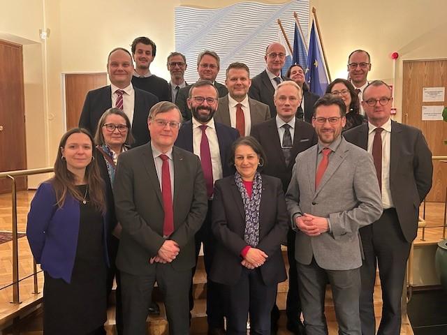 The ASNR delegation and representatives of Finnish nuclear industry.