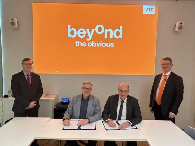 Renewal of the cooperation agreement between ASNR and VTT on the ODOBA research project.